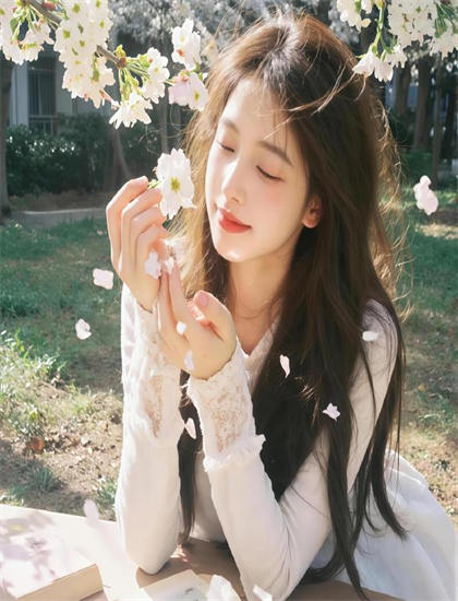 《冰柱的美女》开场精准分析：第一印象与叙事建立，提名影片